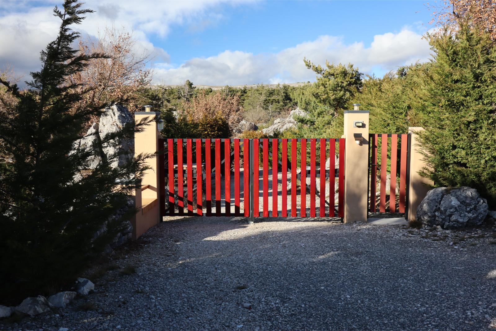 Thursday January 18th 2024, Plateau de Caussols, South of France, The same entrance gate closed